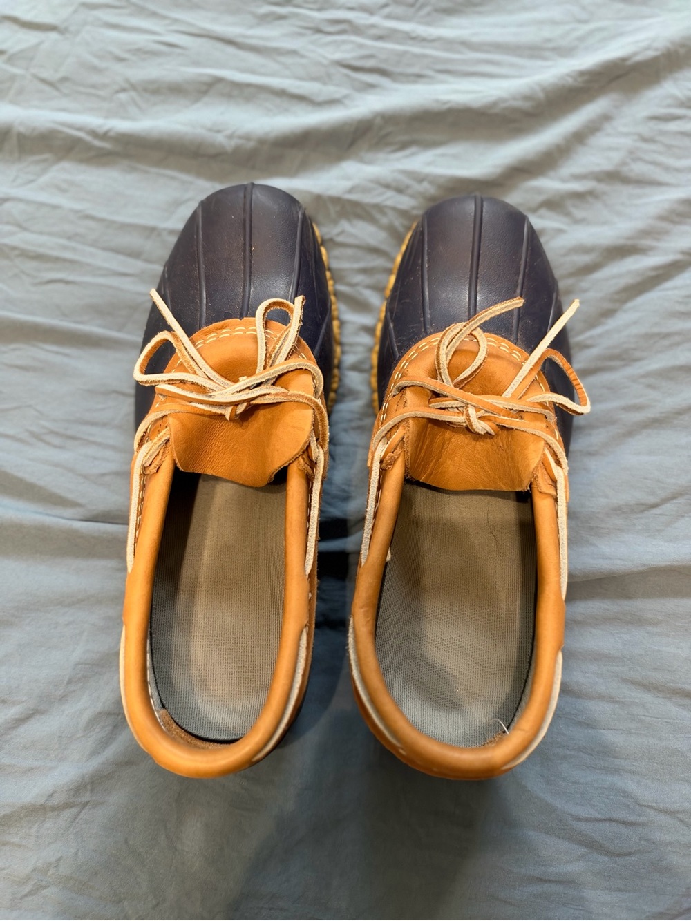 Women’s Two-Tone LLBean Duck Shoes in Navy and Tan